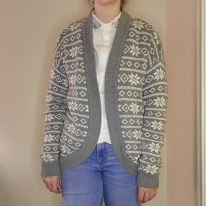 M Forever21 snowflake fair isle cardigan Christmas